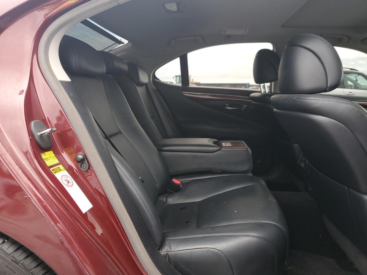 2007 Lexus Ls 460 VIN: JTHBL46F775010605 Lot: 81363985