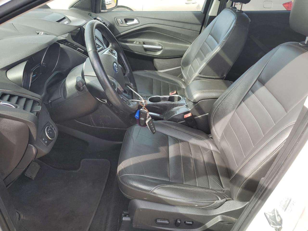 2016 Ford Escape Titanium VIN: 1FMCU9J96GUB10813 Lot: 70918205