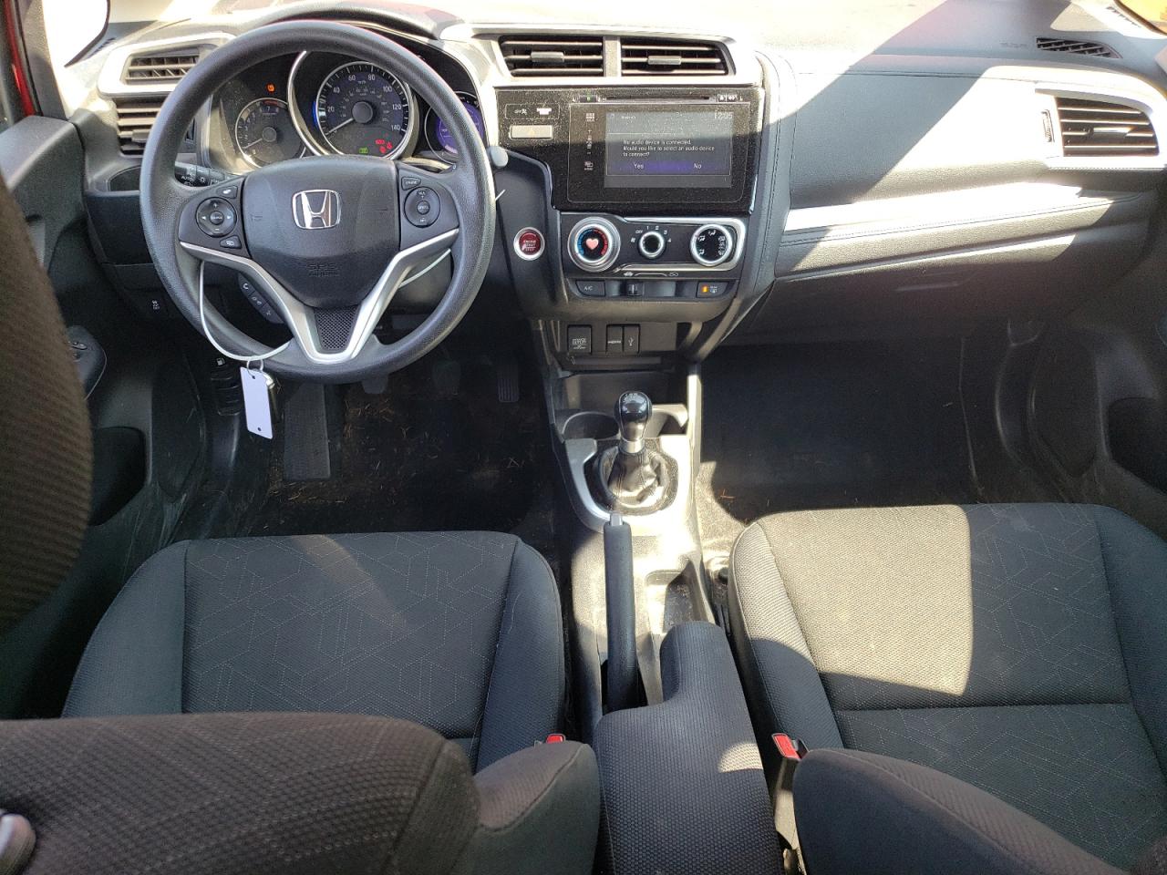 2015 Honda Fit Ex VIN: 3HGGK5G8XFM764916 Lot: 70675925