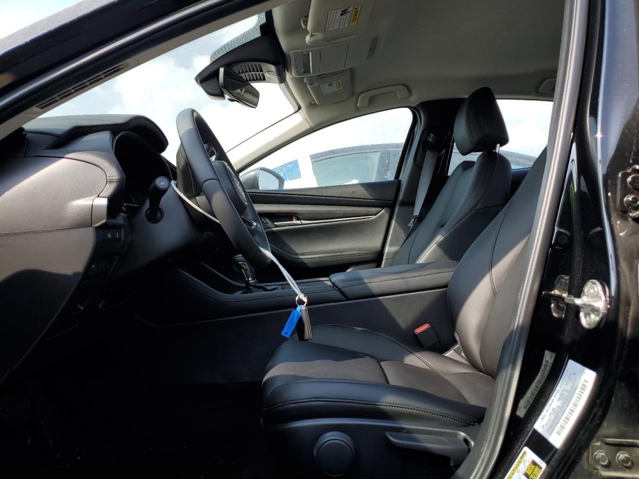 2025 Mazda 3 Select Sport VIN: JM1BPABM1S1777763 Lot: 70947715