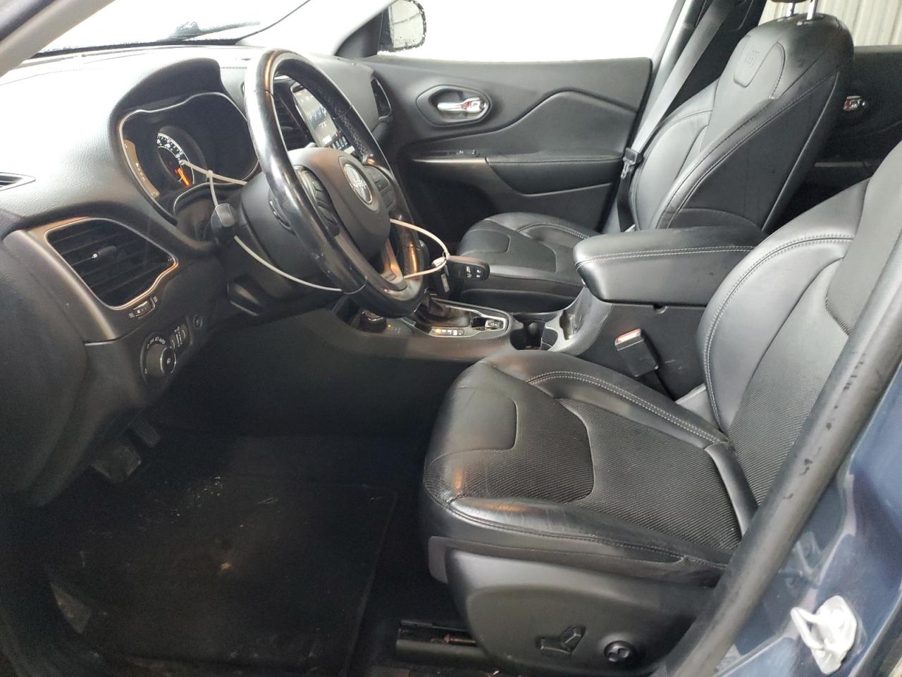 2020 Jeep Cherokee Limited VIN: 1C4PJMDX2LD512690 Lot: 83833715