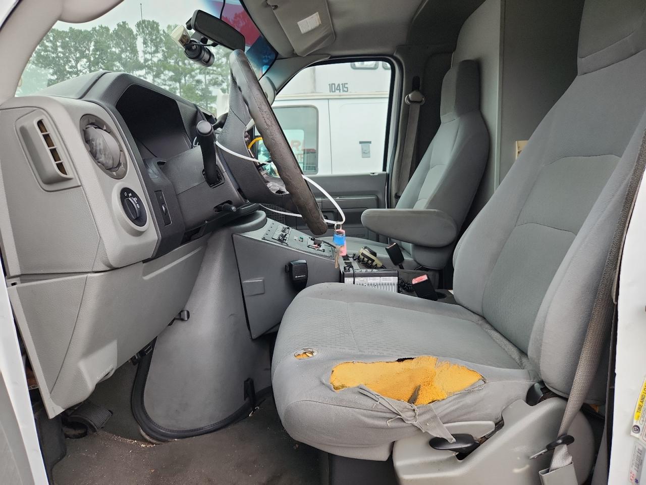 2009 Ford Econoline E350 Super Duty Van VIN: 1FDSS34PX9DA17580 Lot: 80826135