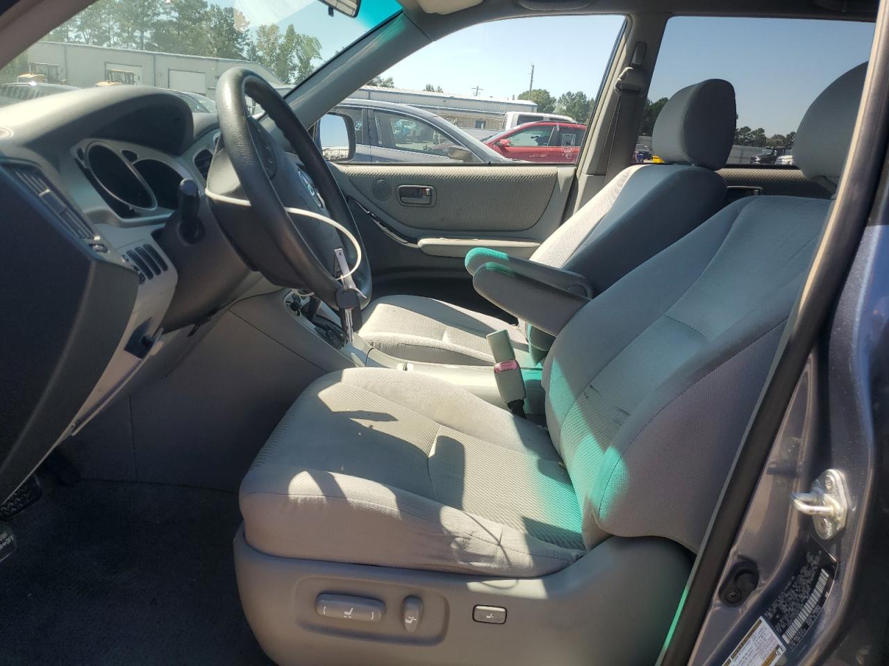 2004 Toyota Highlander Base VIN: JTEGP21A740013634 Lot: 71054345