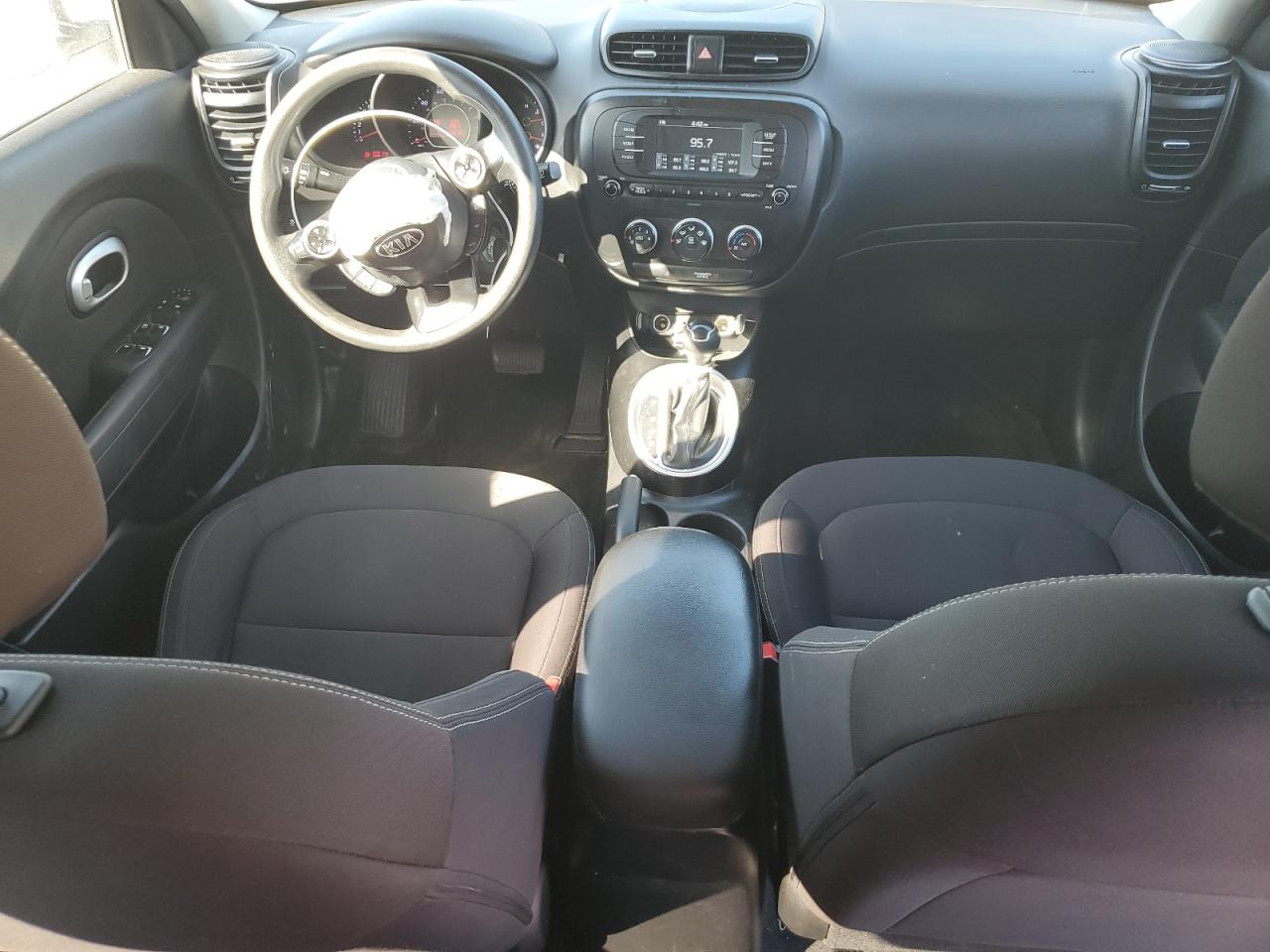 2018 Kia Soul VIN: KNDJN2A29J7575059 Lot: 70563585