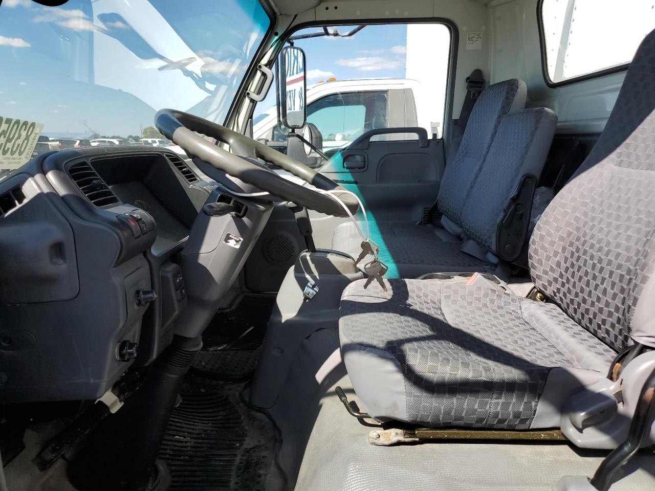 2007 Isuzu Npr VIN: JALC4B16777004062 Lot: 83950005