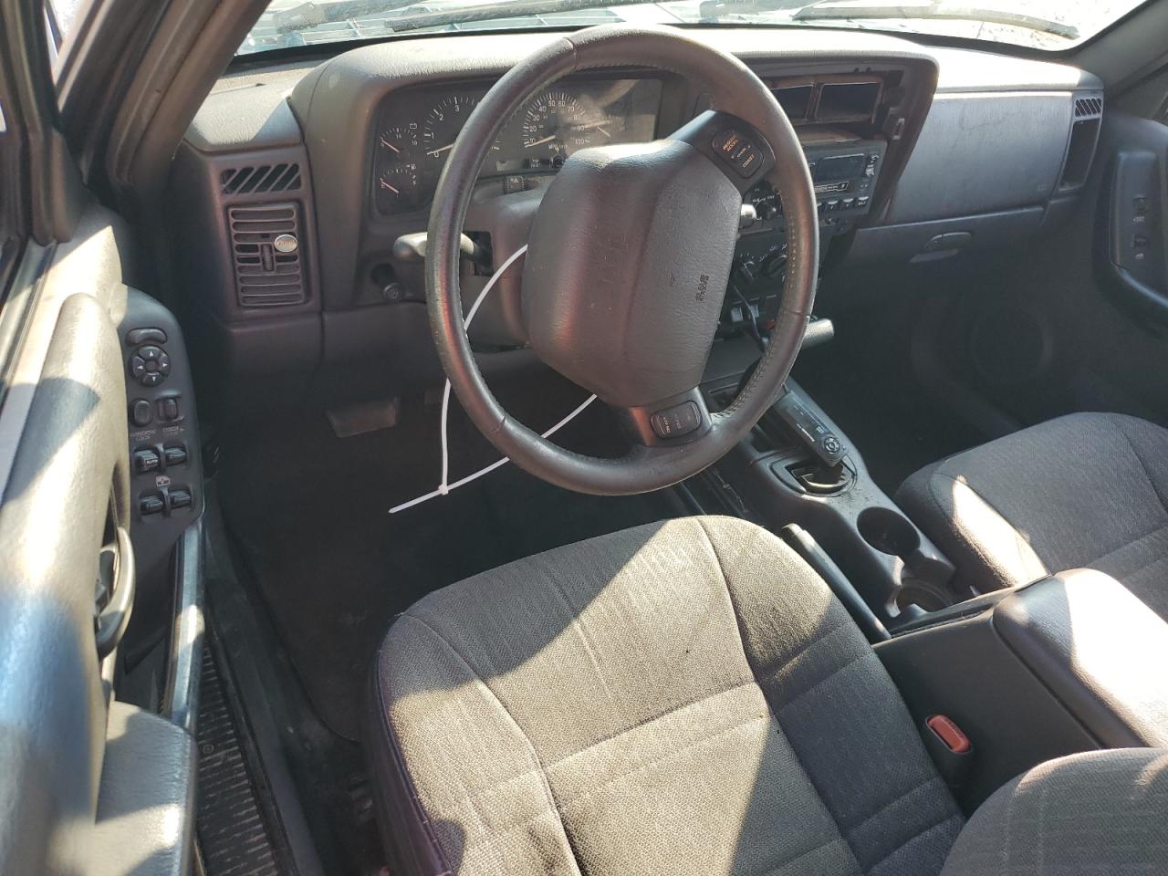 2000 Jeep Cherokee Sport VIN: 1J4FF48S4YL101178 Lot: 71445005