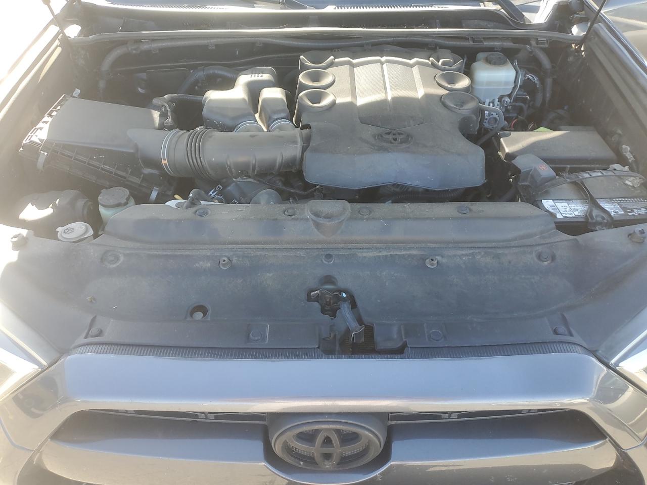 2015 Toyota 4Runner Sr5/Sr5 Premium VIN: JTEBU5JR9F5245233 Lot: 81324765