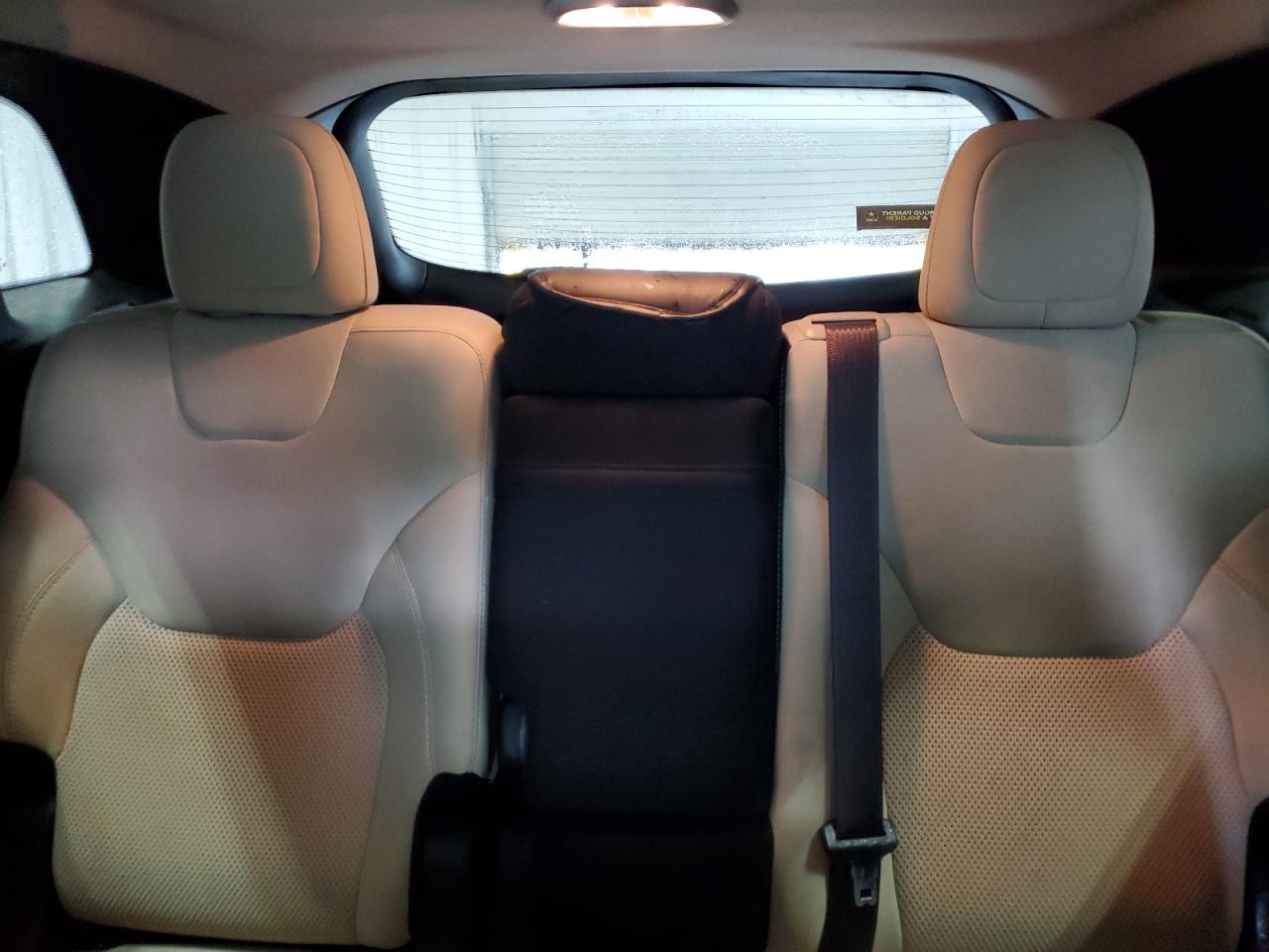 2016 Jeep Cherokee Latitude VIN: 1C4PJMCS1GW339938 Lot: 83943905