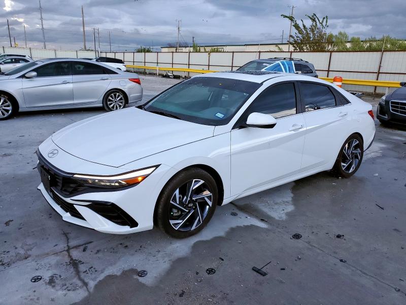 HYUNDAI ELANTRA SE 2024