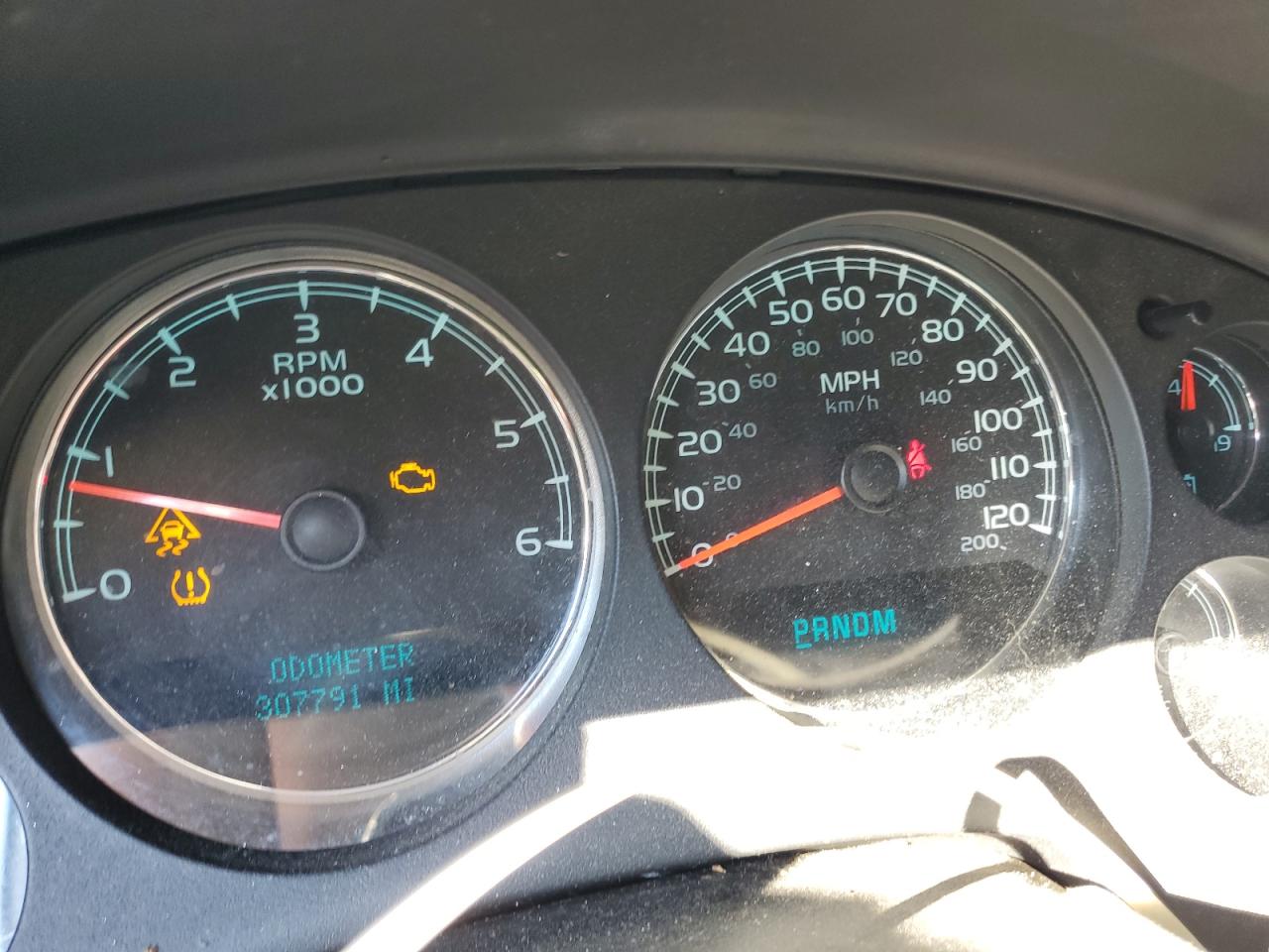 2008 GMC Yukon Denali VIN: 1GKEC63838J194003 Lot: 71367595