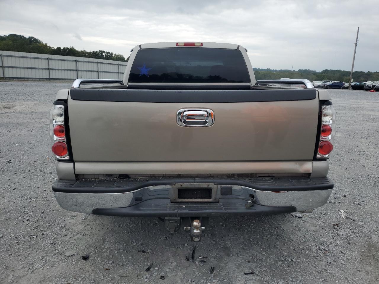 2004 Chevrolet Silverado C1500 VIN: 1GCEC19T74Z236694 Lot: 81790965