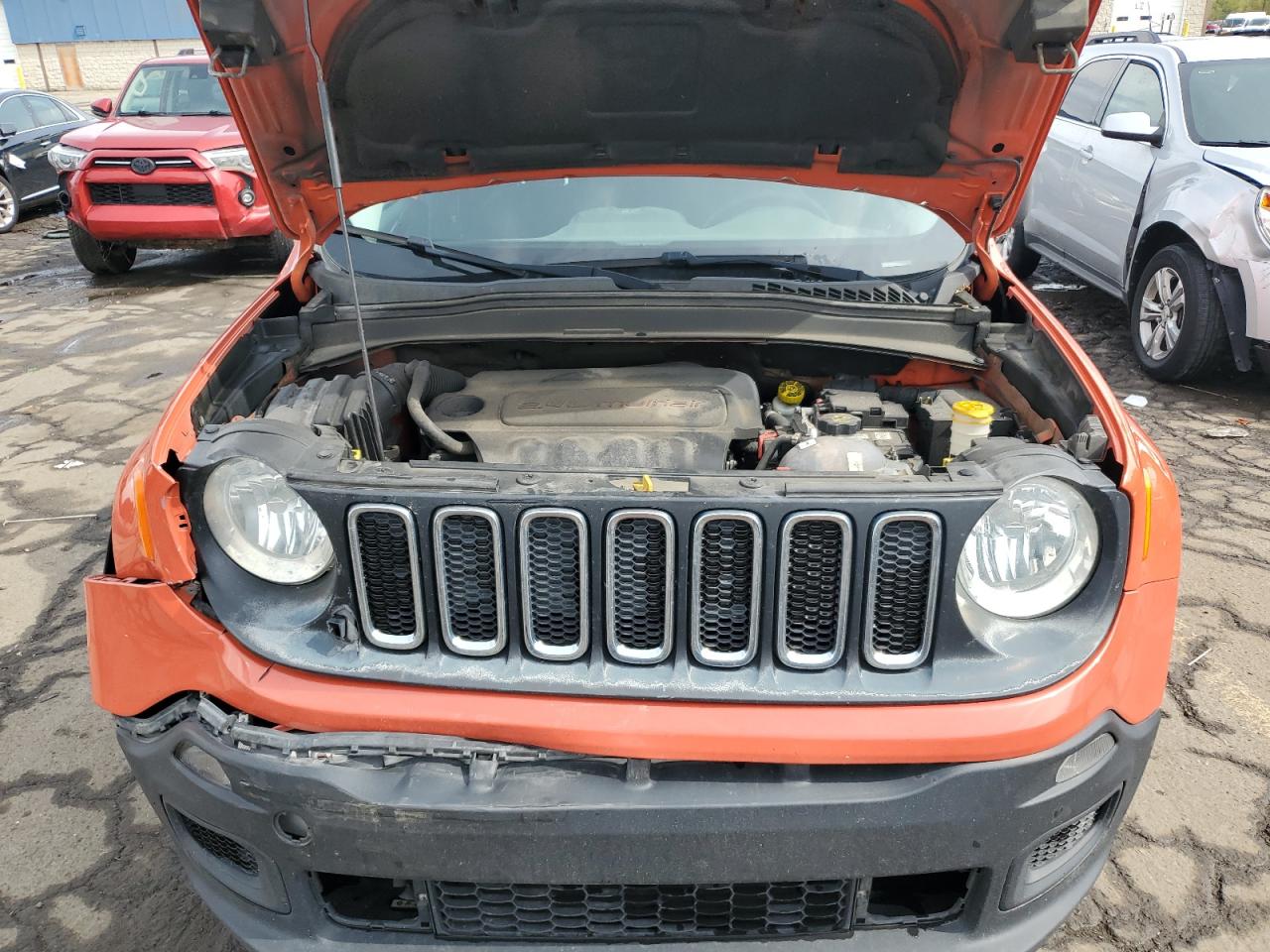 2015 Jeep Renegade Sport VIN: ZACCJBAT2FPC13694 Lot: 81276415