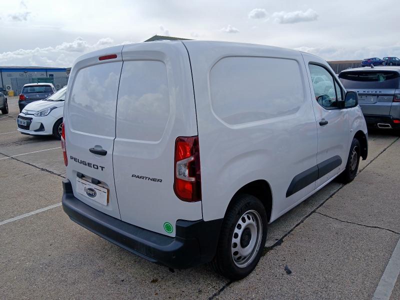 2025 PEUGEOT PARTNER 1.5 BLUEHDI 100 PROFESSIONAL PLUS VAN
