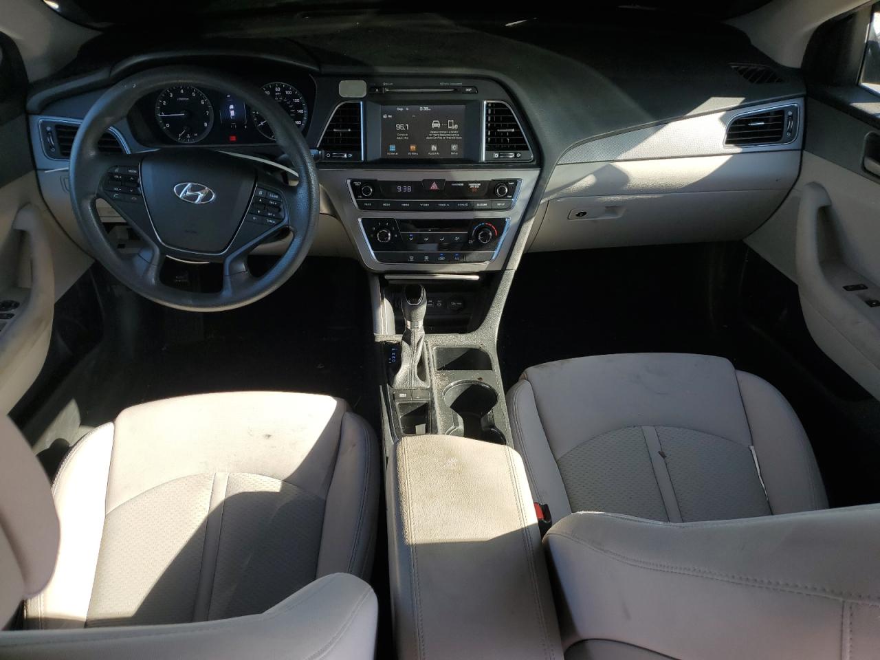 2017 Hyundai Sonata Se VIN: 5NPE24AF0HH575191 Lot: 70857405