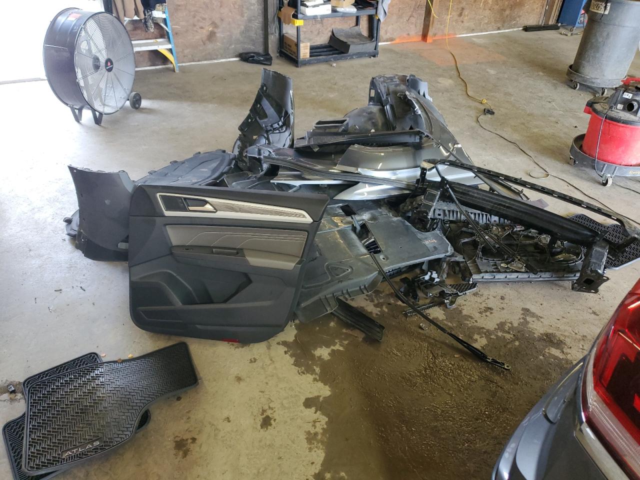 2022 Volkswagen Atlas Cross Sport Se VIN: 1V2KE2CA5NC222757 Lot: 81795555