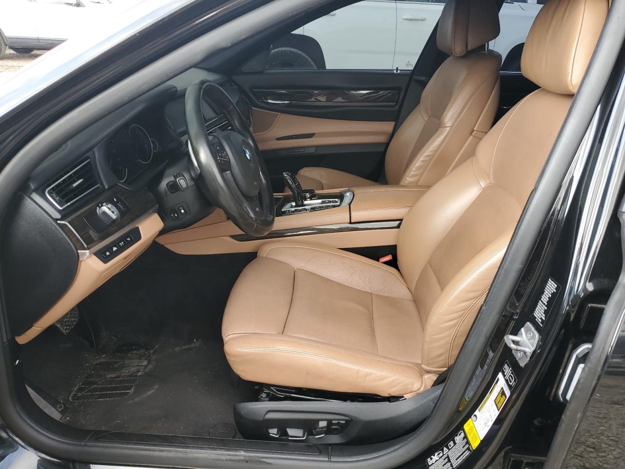 2014 BMW 750 Lxi VIN: WBAYF8C5XED652905 Lot: 81663895