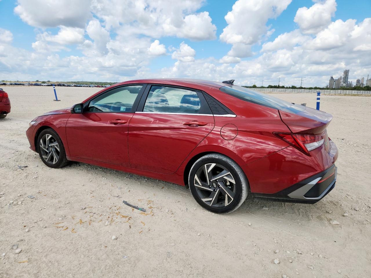 2024 Hyundai Elantra Limited red null gasoline KMHLP4DG8RU828175 photo #3