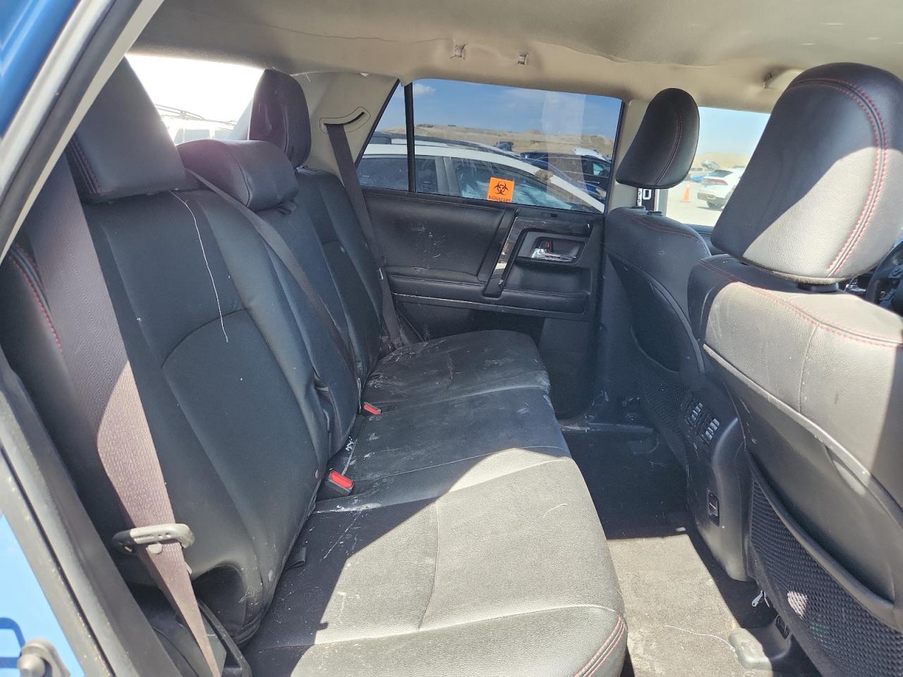 2018 Toyota 4Runner Sr5/Sr5 Premium VIN: JTEBU5JR5J5602481 Lot: 70940085