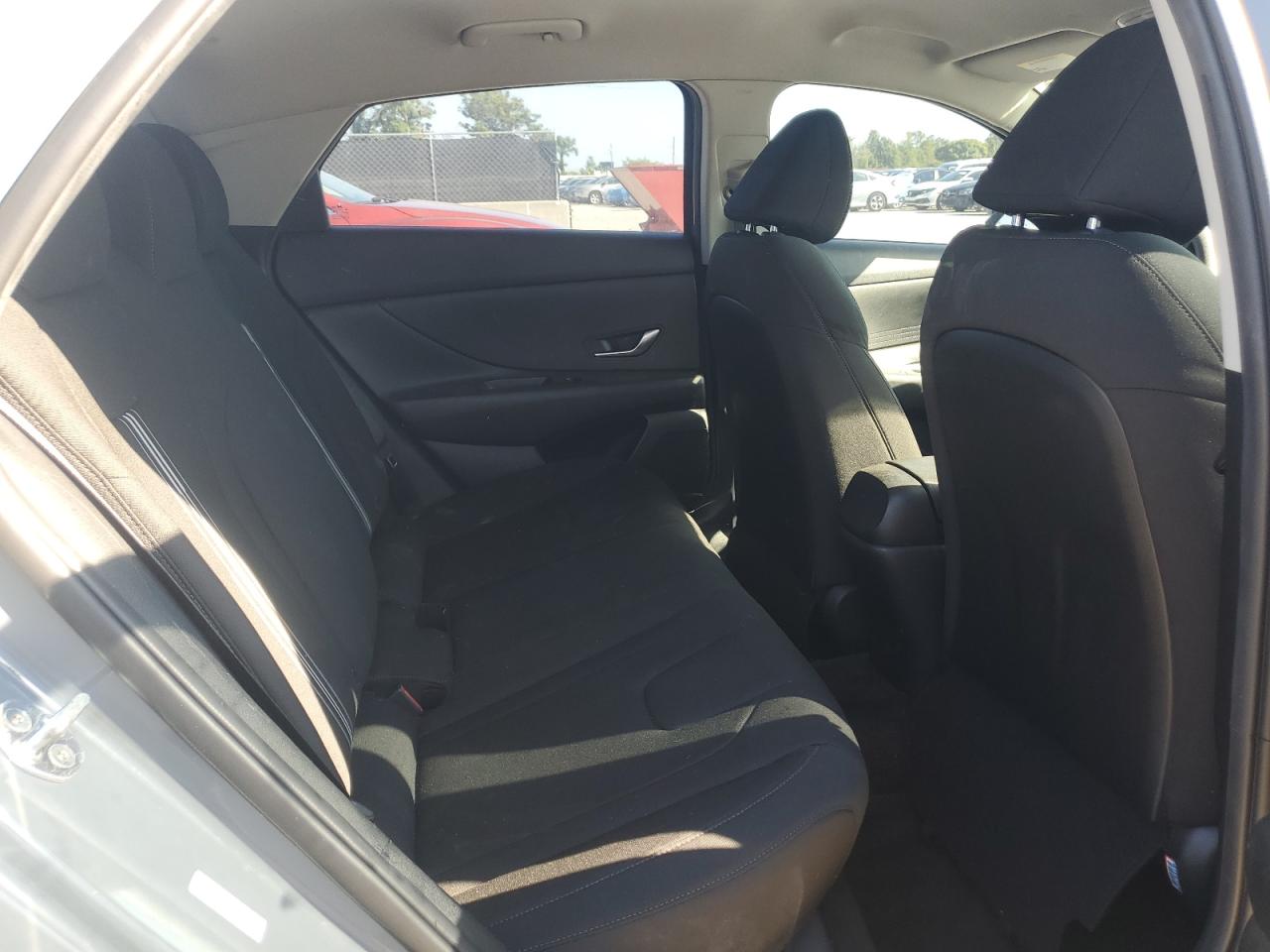 2022 Hyundai Elantra Sel VIN: KMHLM4AG1NU358742 Lot: 81068675