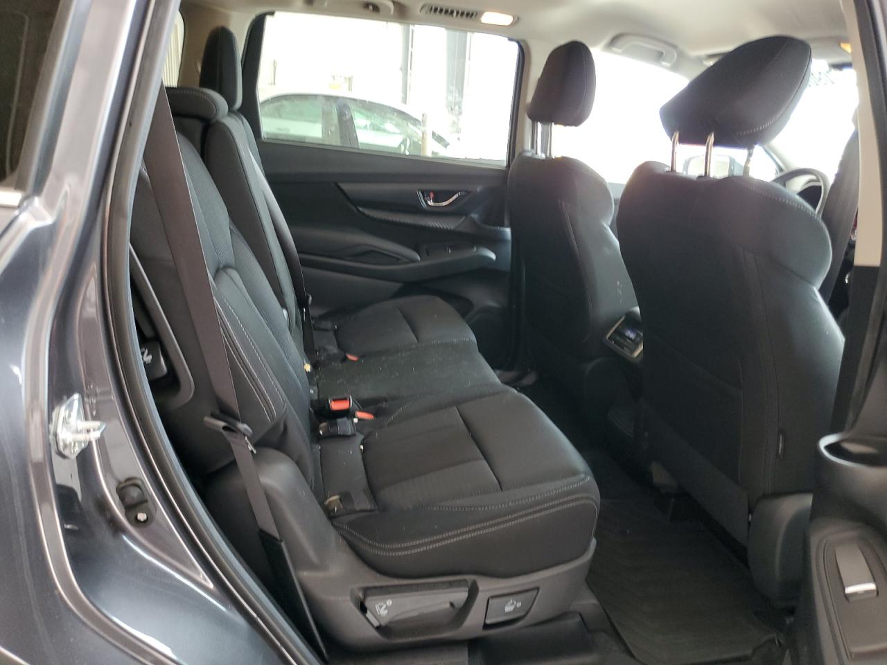 2024 Subaru Ascent Premium VIN: 4S4WMACD4R3432164 Lot: 70905125