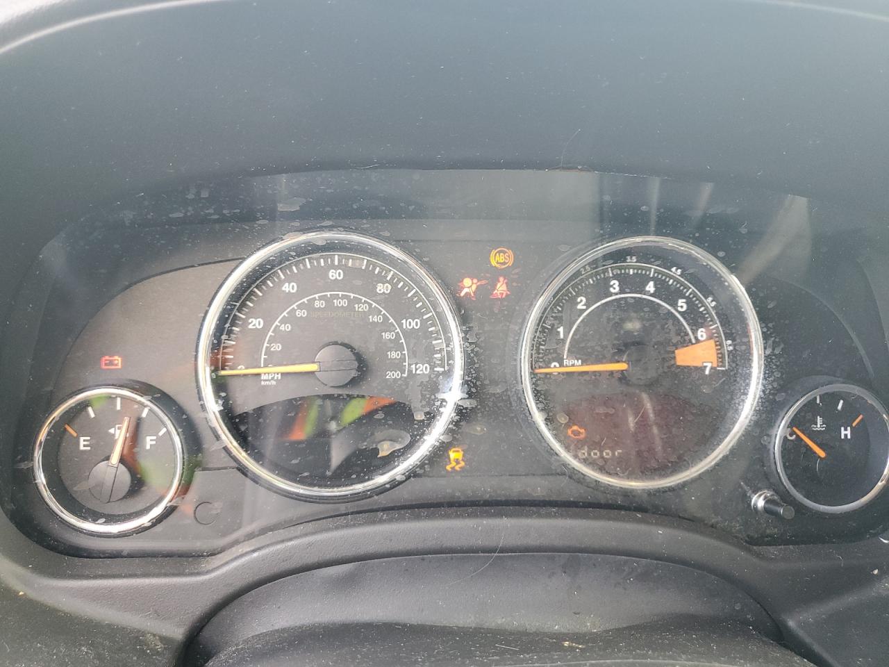 2015 Jeep Compass Latitude VIN: 1C4NJDEB2FD106228 Lot: 82087295