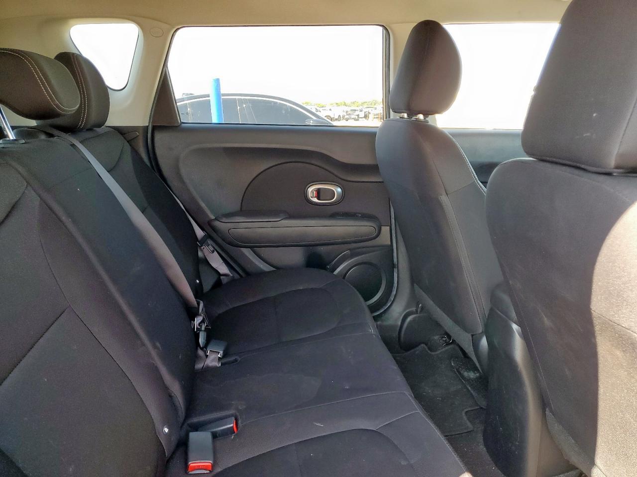 2016 Kia Soul VIN: KNDJN2A2XG7300325 Lot: 71917395