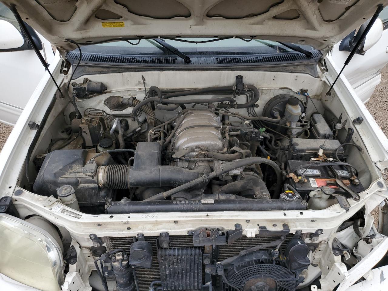 2002 Toyota Sequoia Limited VIN: 5TDBT48A82S062105 Lot: 71801885