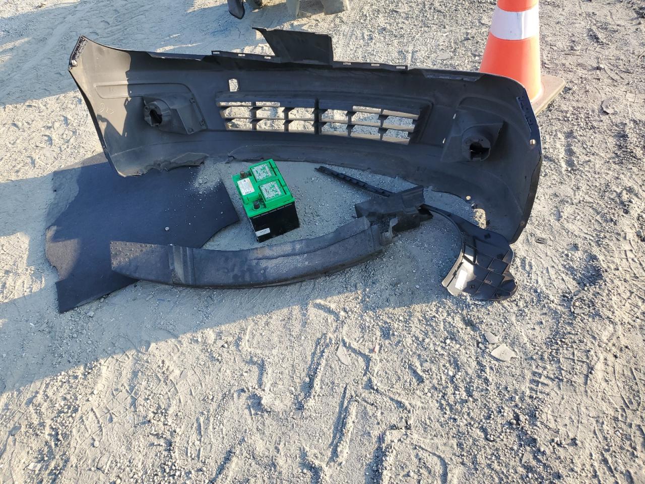 2010 Nissan Versa S VIN: 3N1BC1CP0AL415261 Lot: 81632665