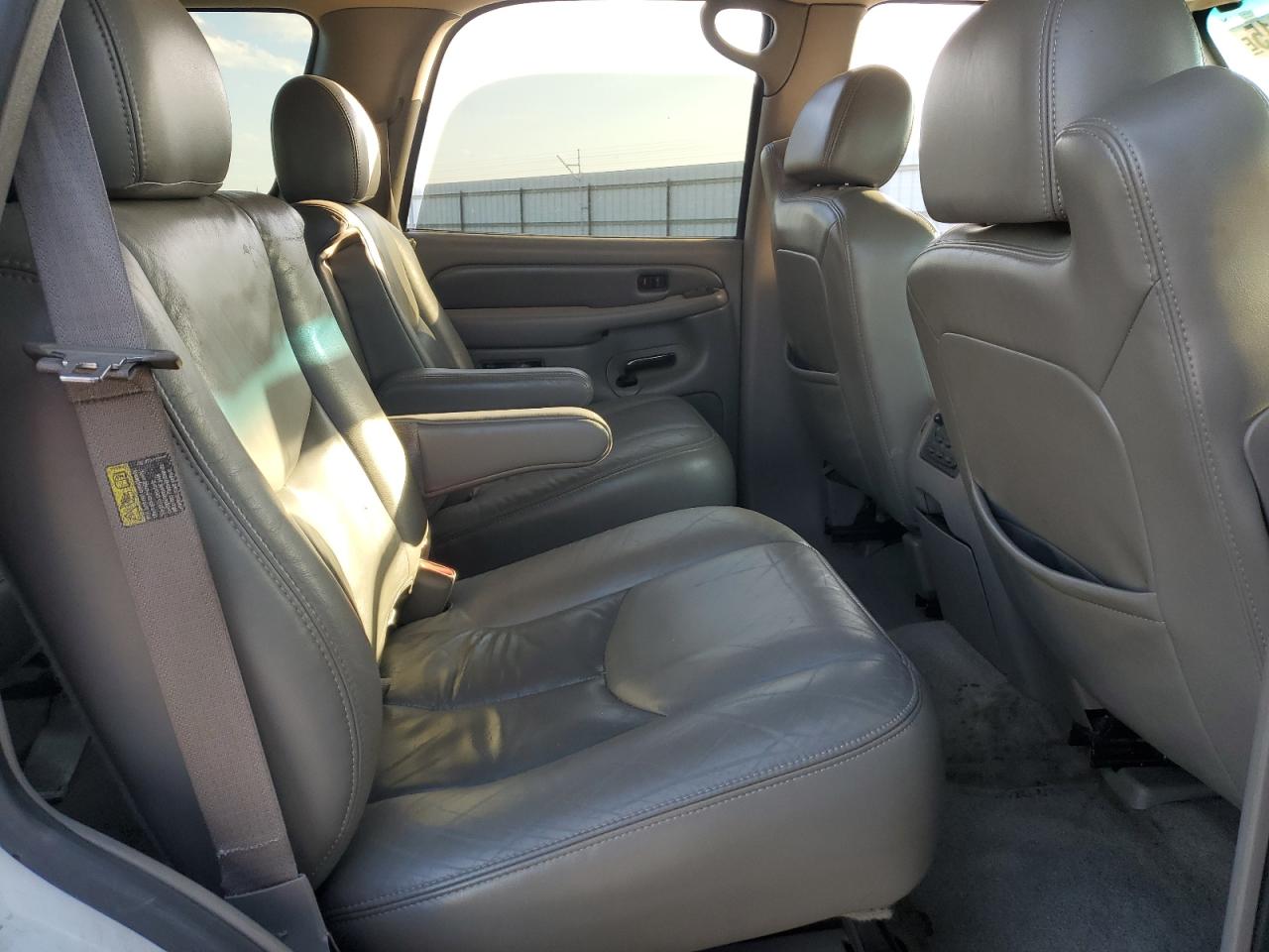 2005 GMC Yukon Denali VIN: 1GKEK63U45J172734 Lot: 84050315