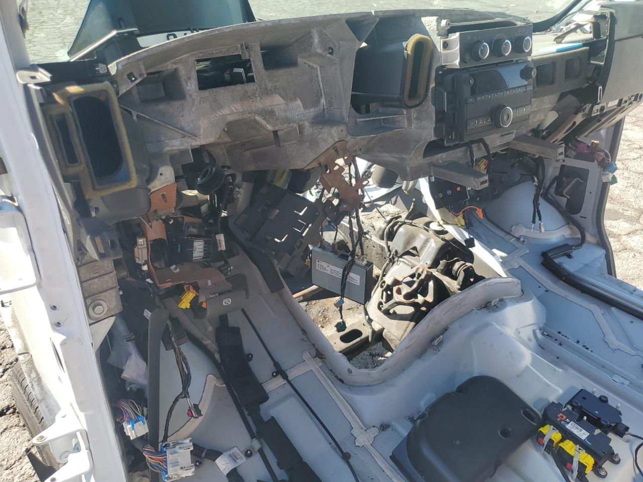 2024 Chevrolet Express G2500 VIN: 1GCWGAFPXR1197279 Lot: 85577535