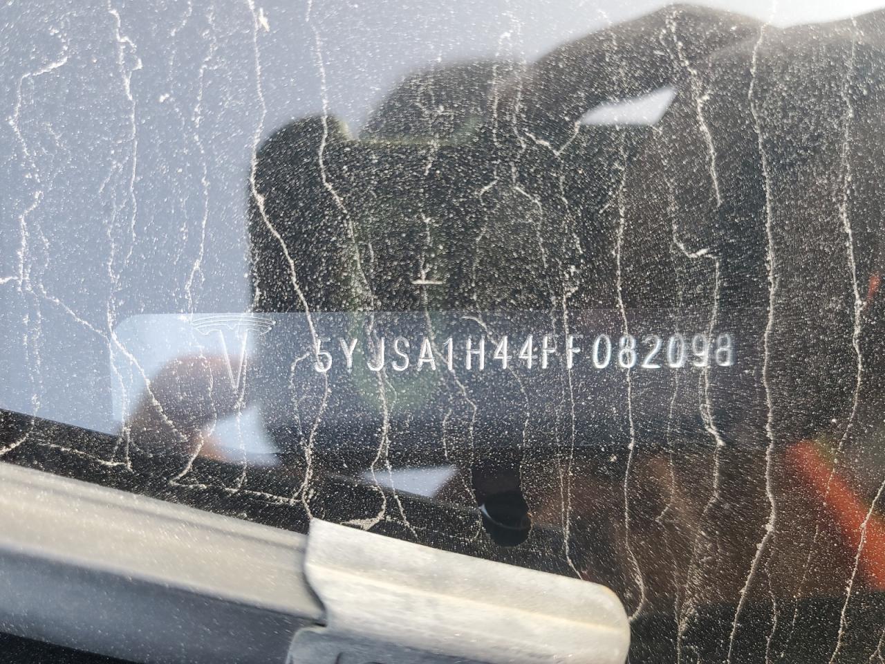 2015 Tesla Model S P85D VIN: 5YJSA1H44FF082098 Lot: 70354875