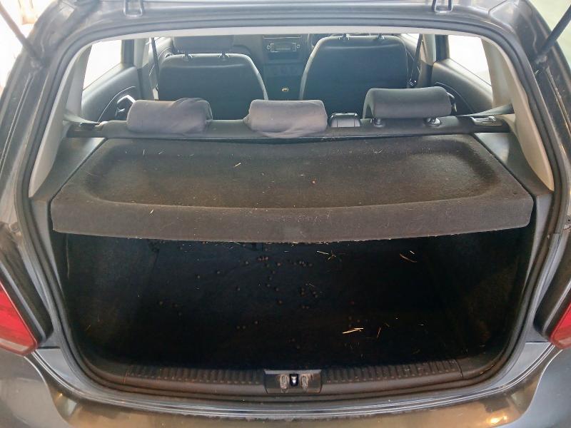 2010 VOLKSWAGEN POLO S