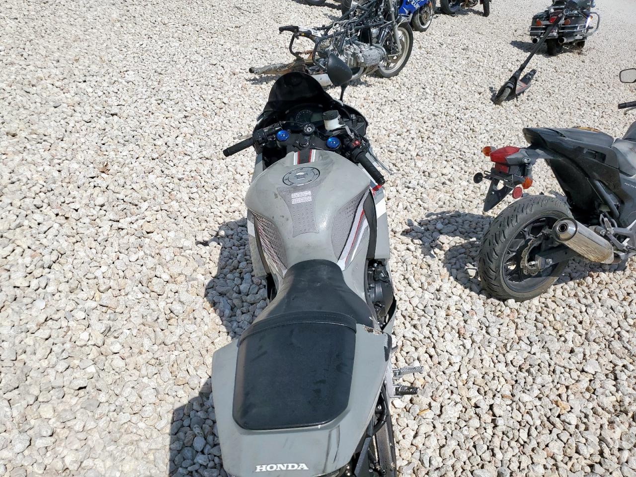 2026 Honda Cbr600 Rr VIN: JH2PC40H5TK300054 Lot: 81146995