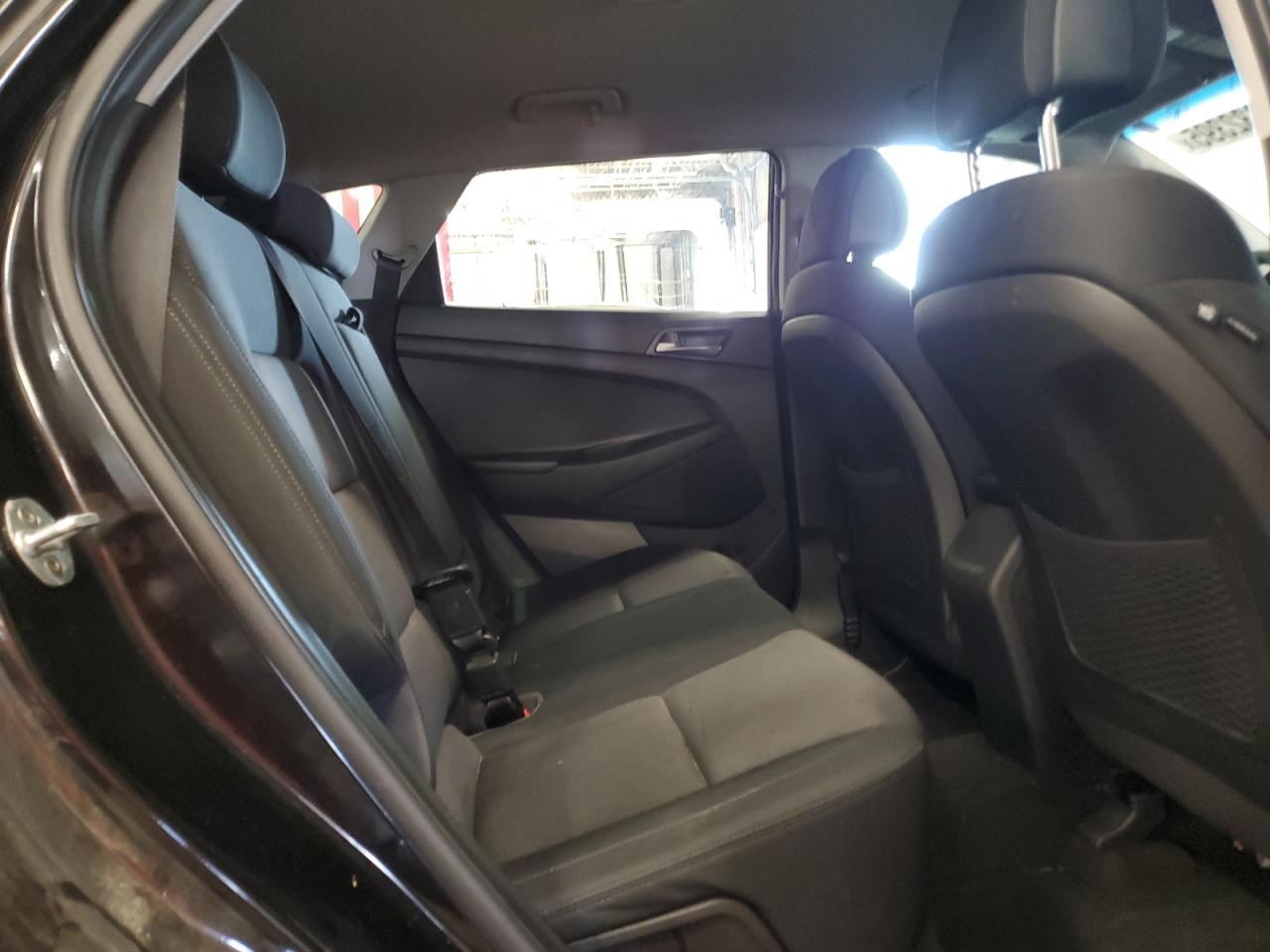 2017 Hyundai Tucson Limited VIN: KM8J3CA43HU289390 Lot: 81032395