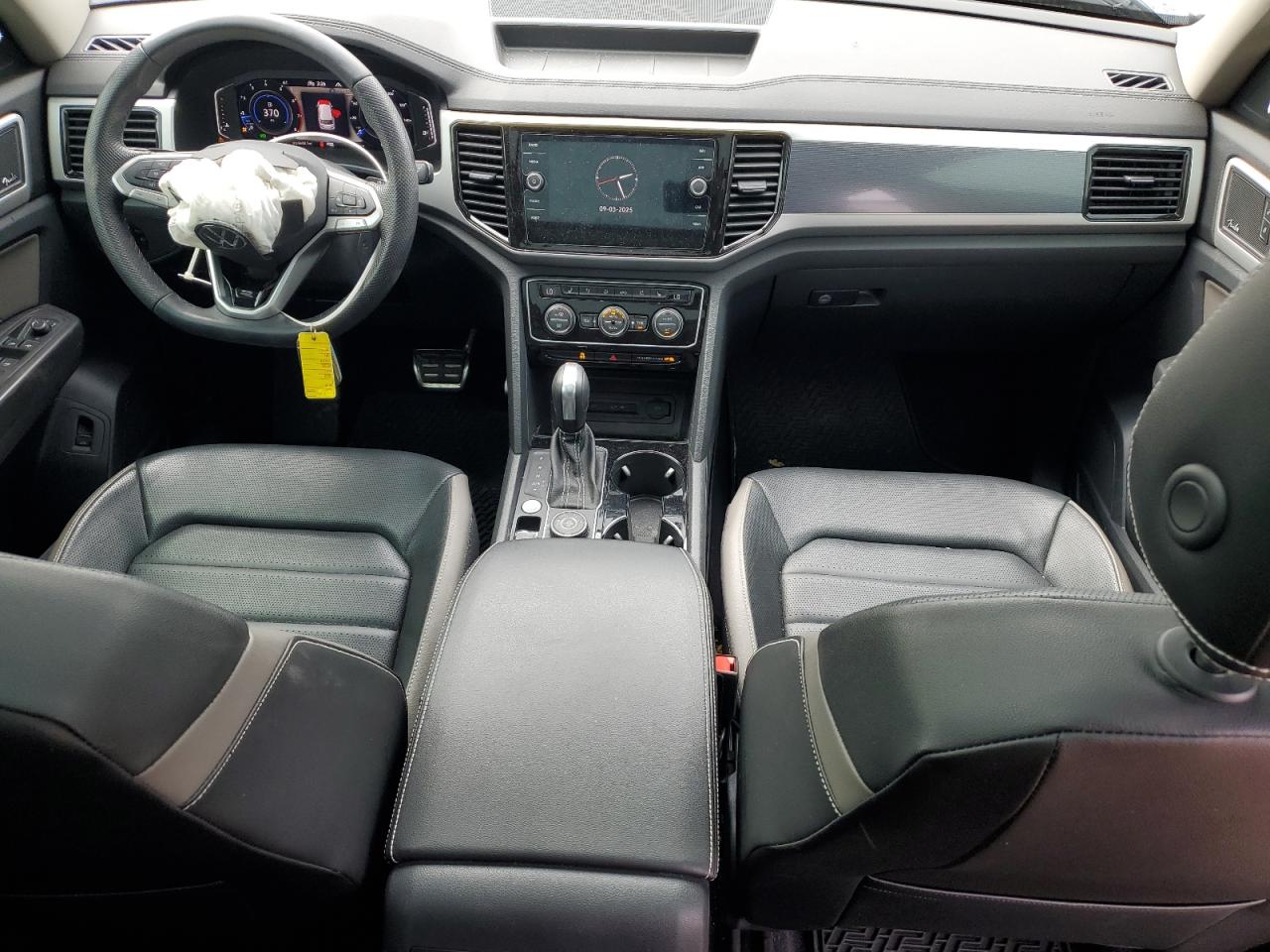 2022 Volkswagen Atlas Sel Premium R-Line VIN: 1V2FR2CA1NC544530 Lot: 71180585