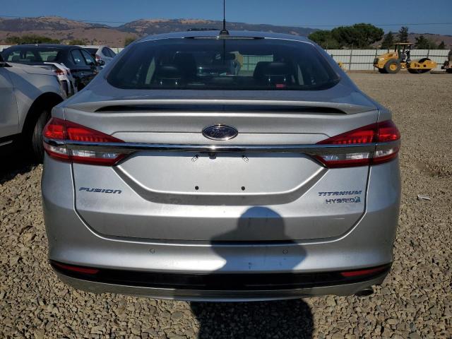  FORD FUSION 2017 Серебристый