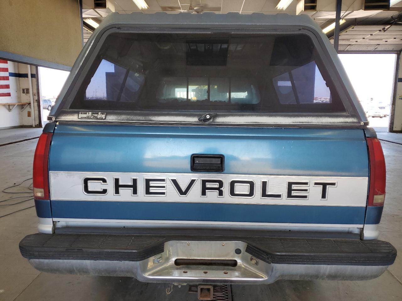 1991 Chevrolet Gmt-400 K2500 VIN: 2GBGK29K4M1198038 Lot: 81339305