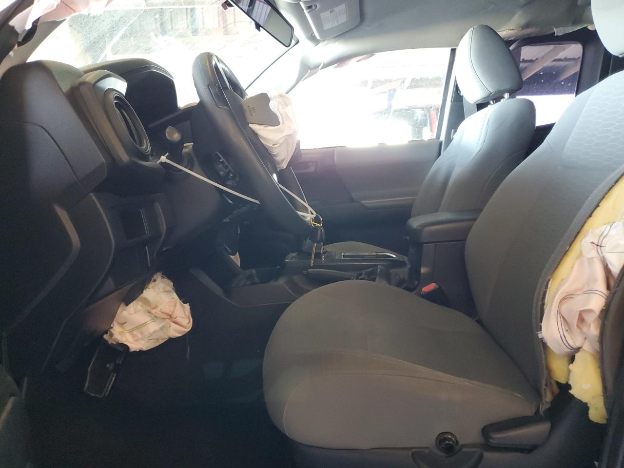 2017 Toyota Tacoma Access Cab VIN: 5TFRX5GN8HX092138 Lot: 81086365