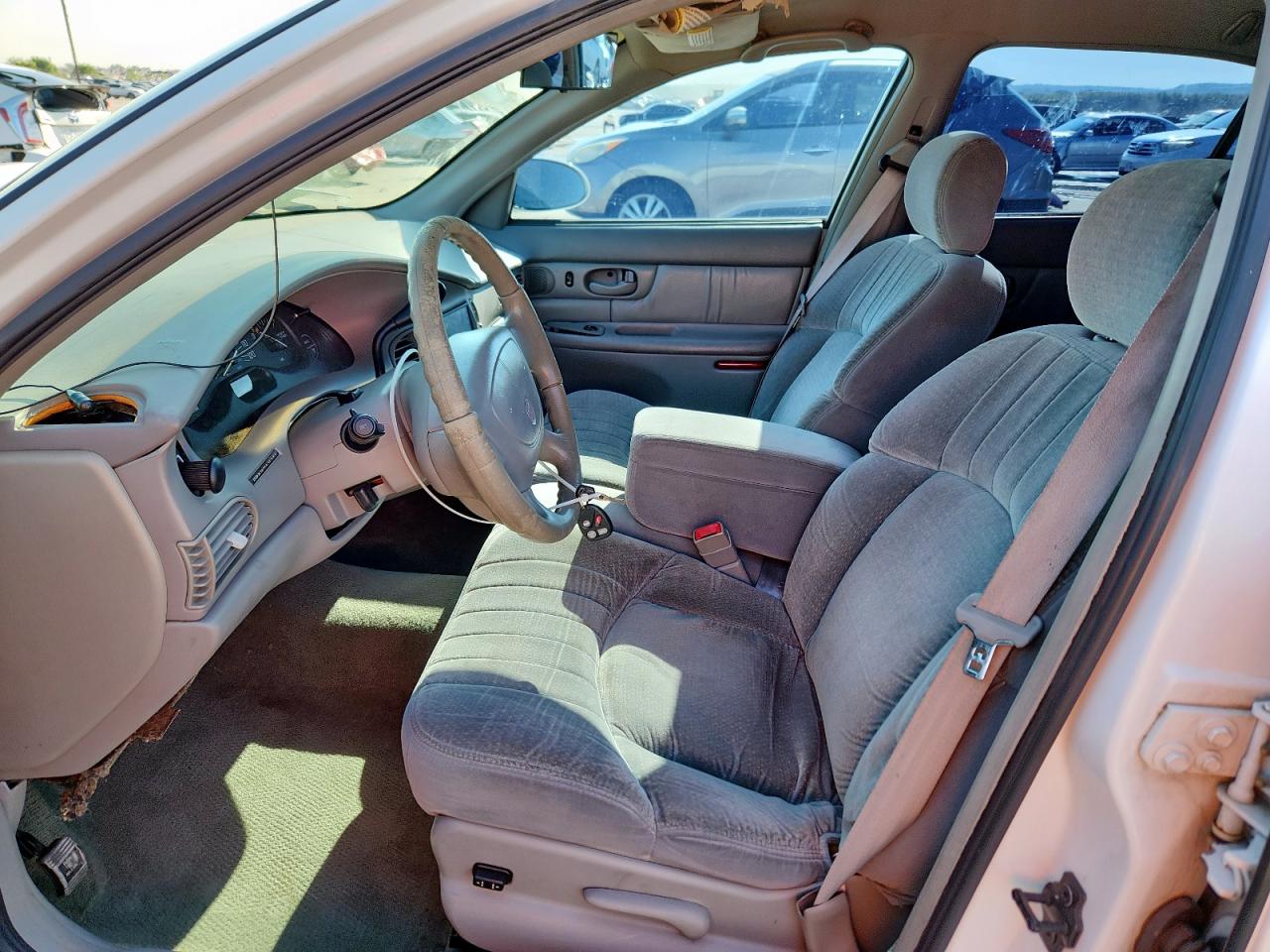 2000 Buick Century Custom VIN: 2G4WS52J4Y1261067 Lot: 80260065