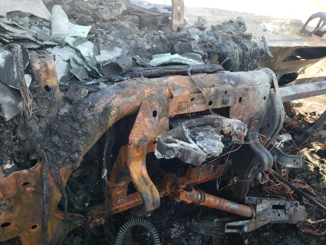 2016 Ford Edge Titanium VIN: 2FMPK3K99GBB99687 Lot: 80709285