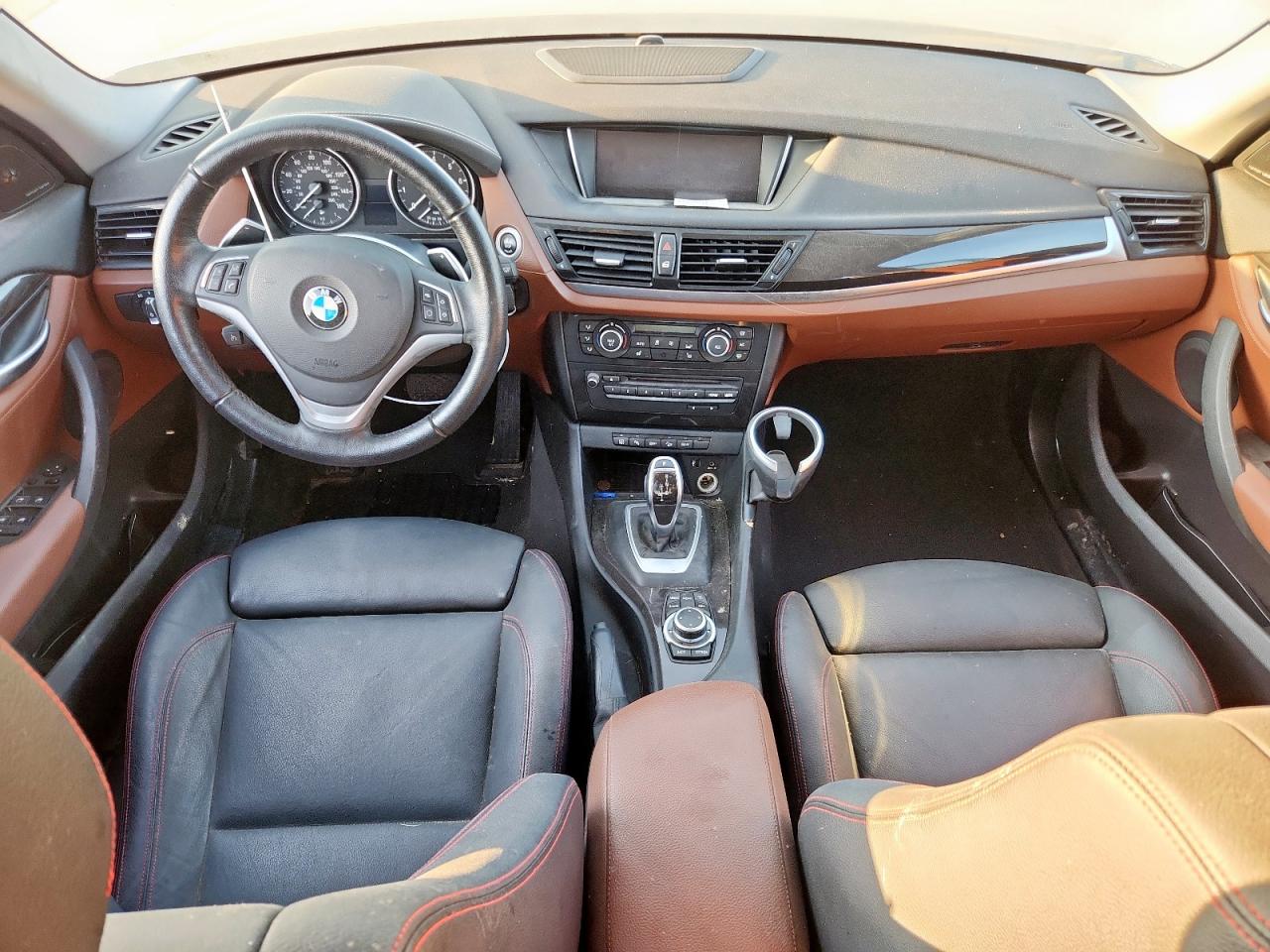 2015 BMW X1 xDrive28I VIN: WBAVL1C58FVY25366 Lot: 80913695
