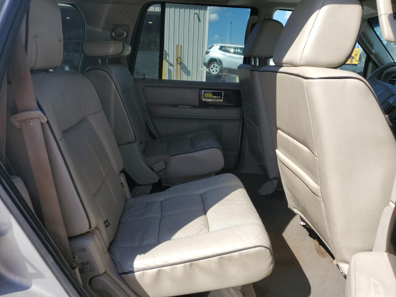 2007 Lincoln Navigator VIN: 5LMFU28547LJ07757 Lot: 84378255