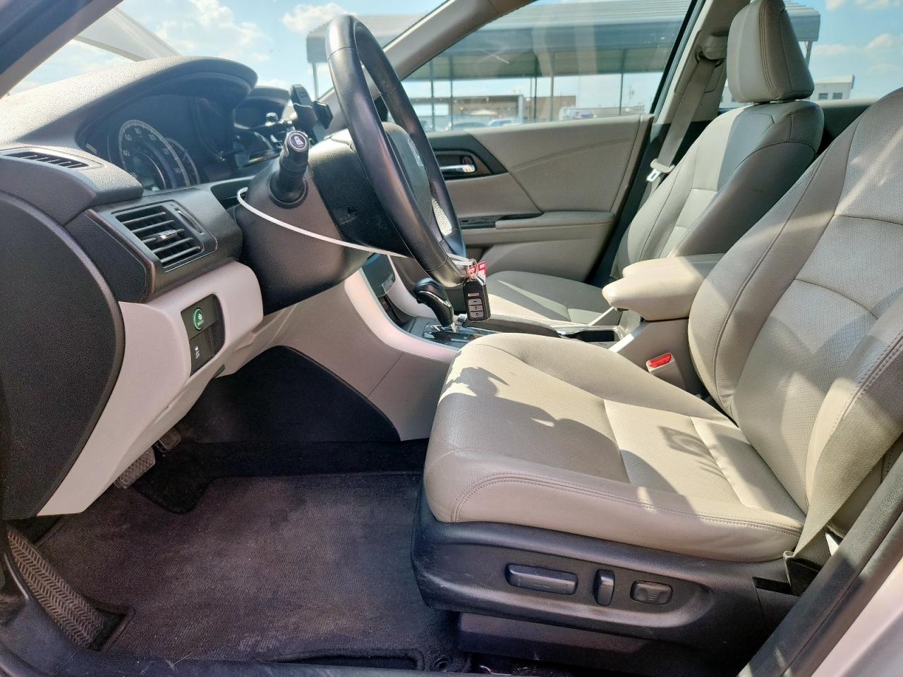 2014 Honda Accord Exl VIN: 1HGCR2F82EA244828 Lot: 82045715