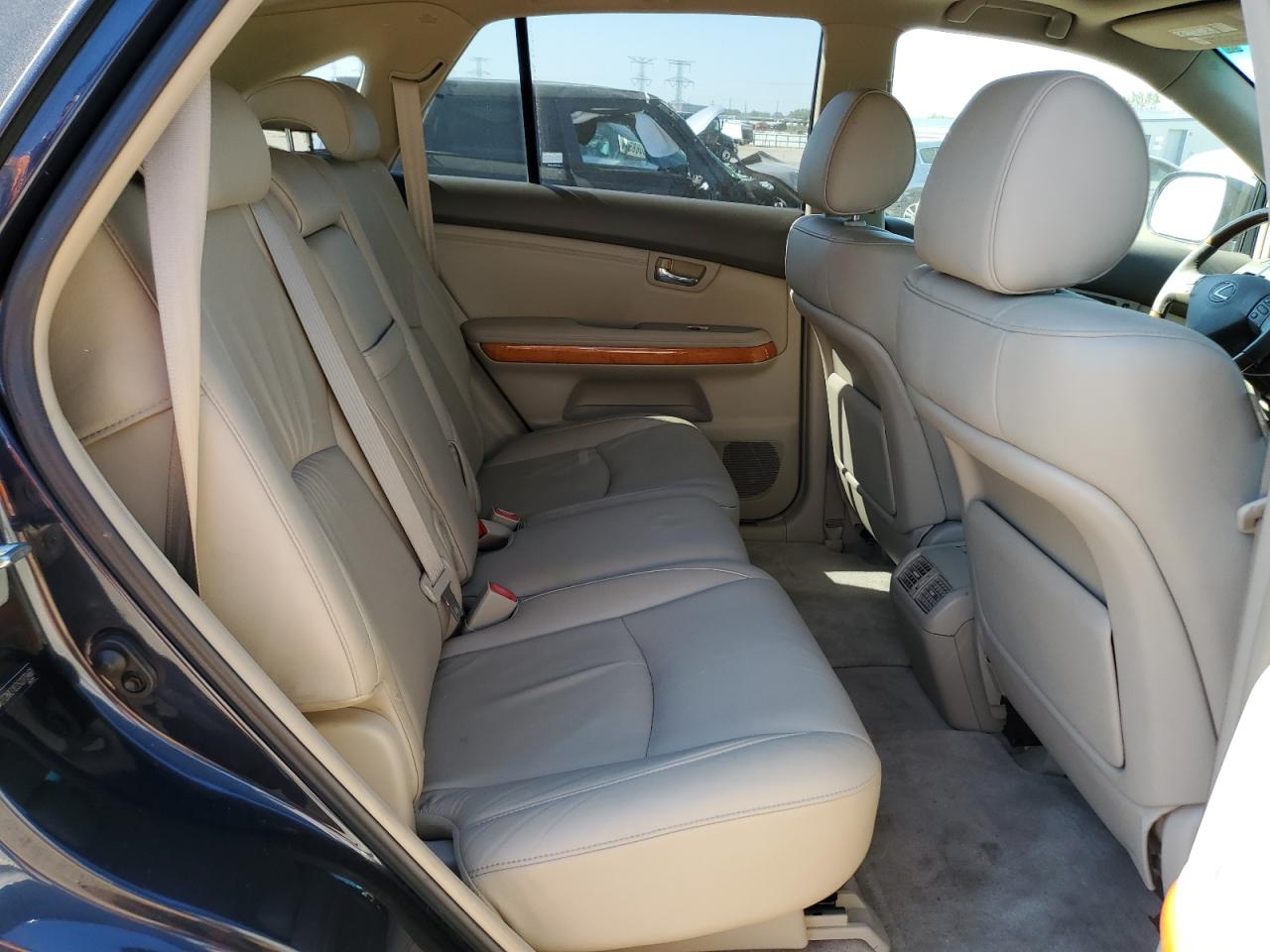 2005 Lexus Rx 330 VIN: 2T2HA31U35C070460 Lot: 80852925