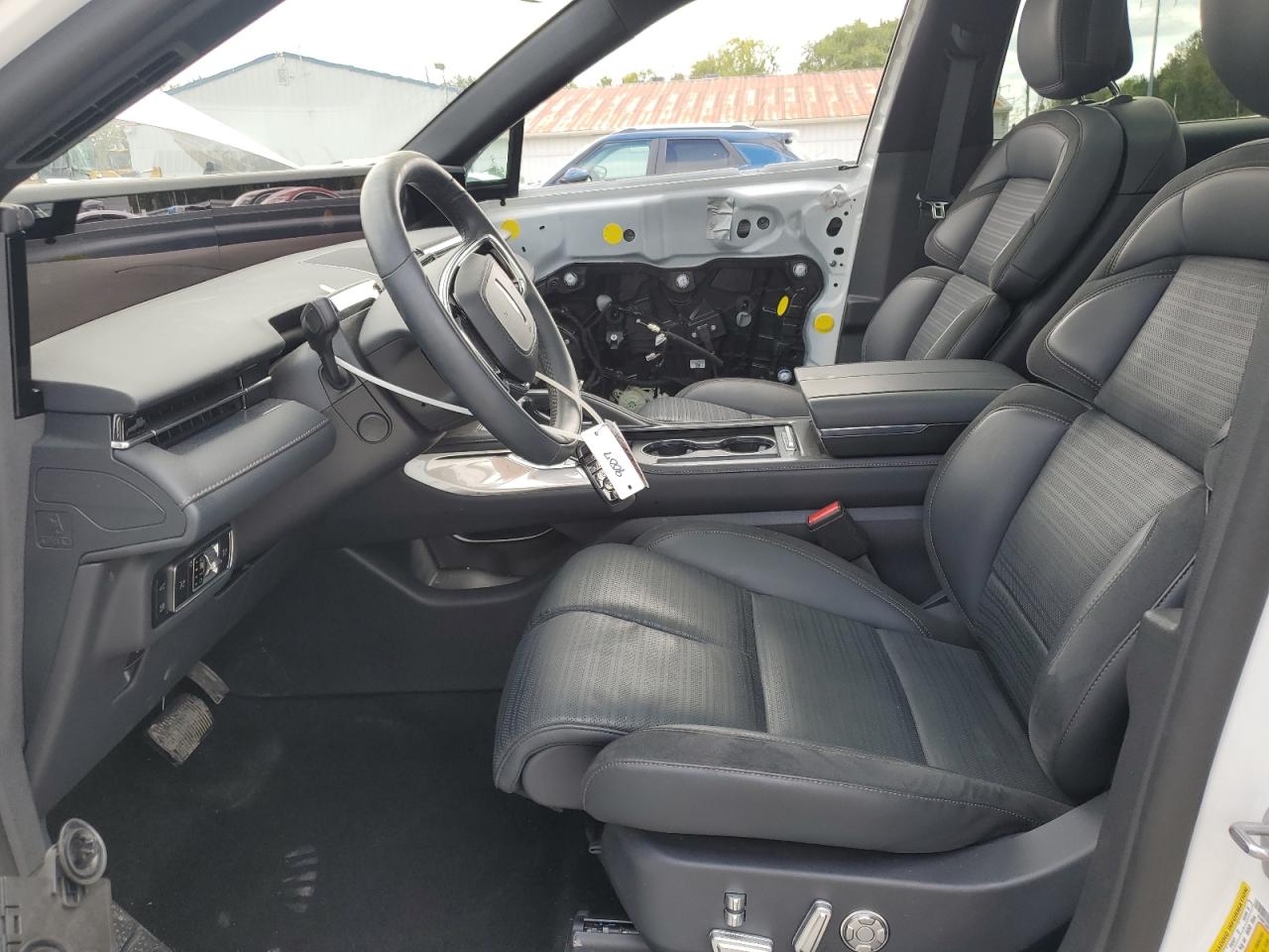 2025 Lincoln Nautilus Reserve VIN: 5LMPJ8K44SJ919886 Lot: 81319935