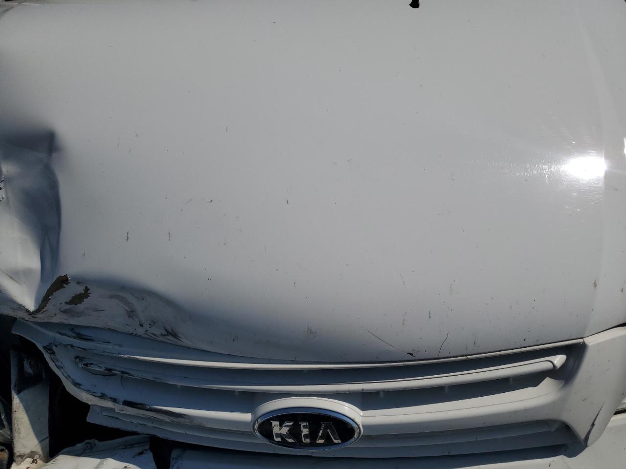 2010 Kia Sedona Lx VIN: KNDMG4C37A6354137 Lot: 80358195
