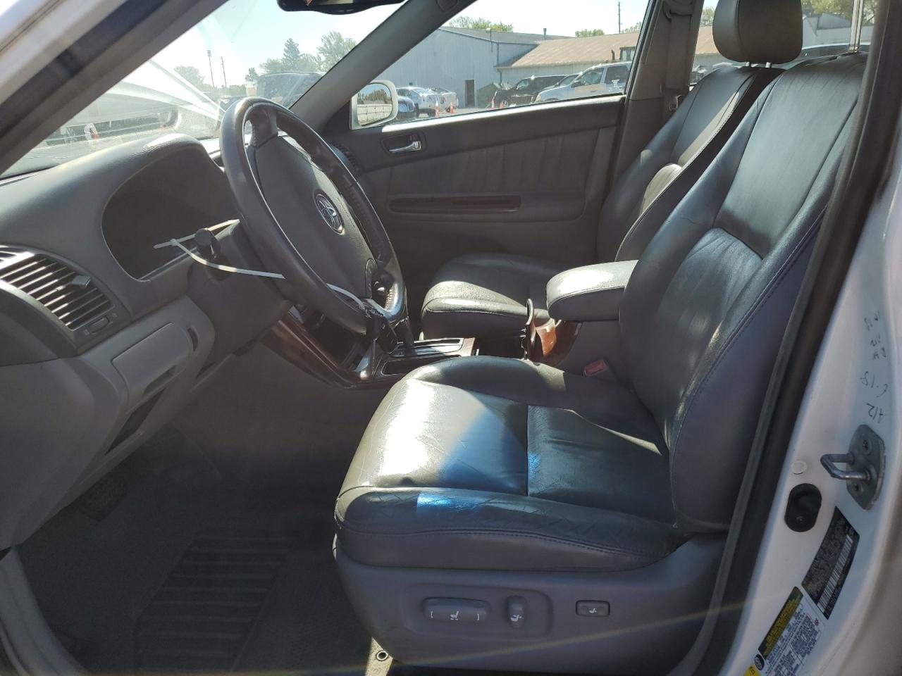 2005 Toyota Camry Le VIN: 4T1BE30K75U394654 Lot: 71539425