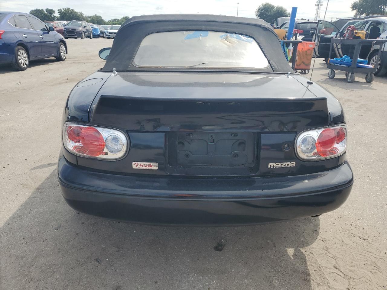 1997 Mazda Mx-5 Miata VIN: JM1NA3530V0736242 Lot: 81094555