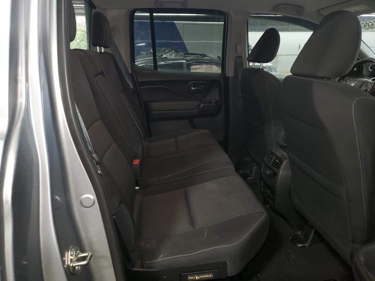 2018 Honda Ridgeline Sport VIN: 5FPYK3F19JB000717 Lot: 65201585