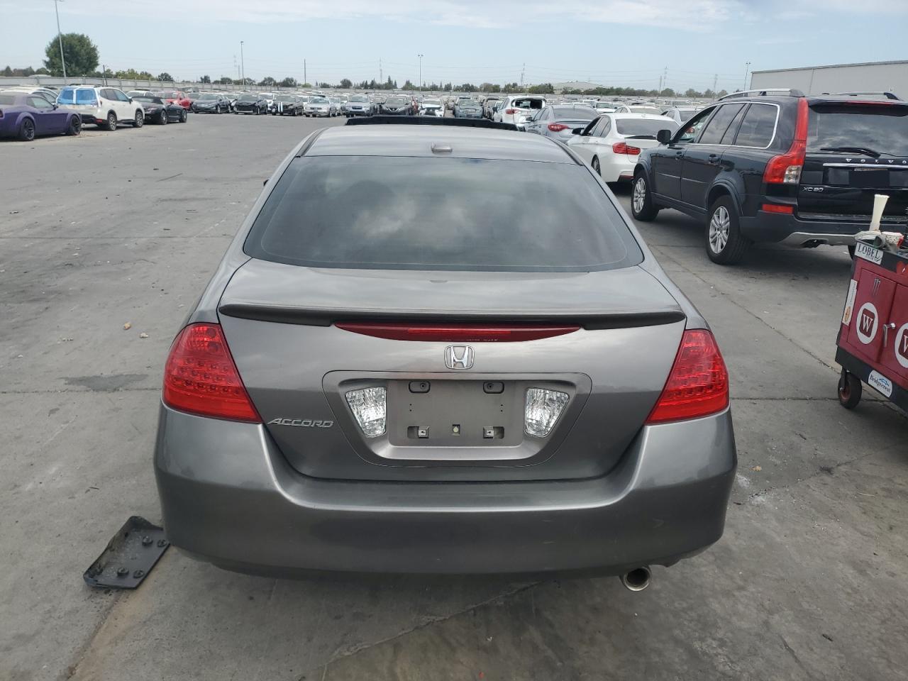 2006 Honda Accord Ex VIN: 1HGCM56796A126137 Lot: 81756805